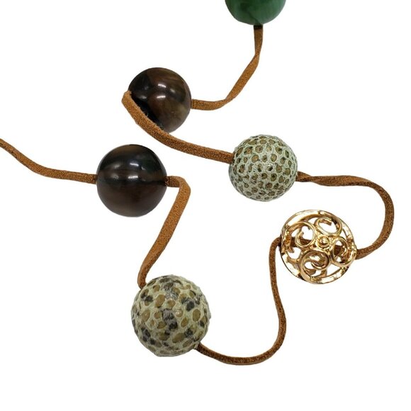 Vintage Signed Monet Set Necklace 38" Earrings 2" Green Bead Gold Tone Suede - Picture 2 of 12